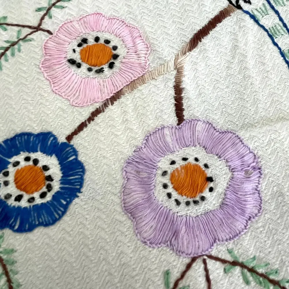 Vintage Embroidered Table Runner Vanity / Dresser Scarf Parrot Floral Lace Trim